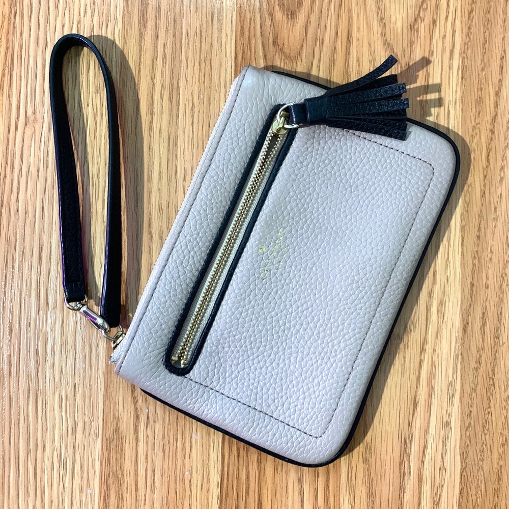 Kate Spade Chester St Pebbled Leather Wristlet